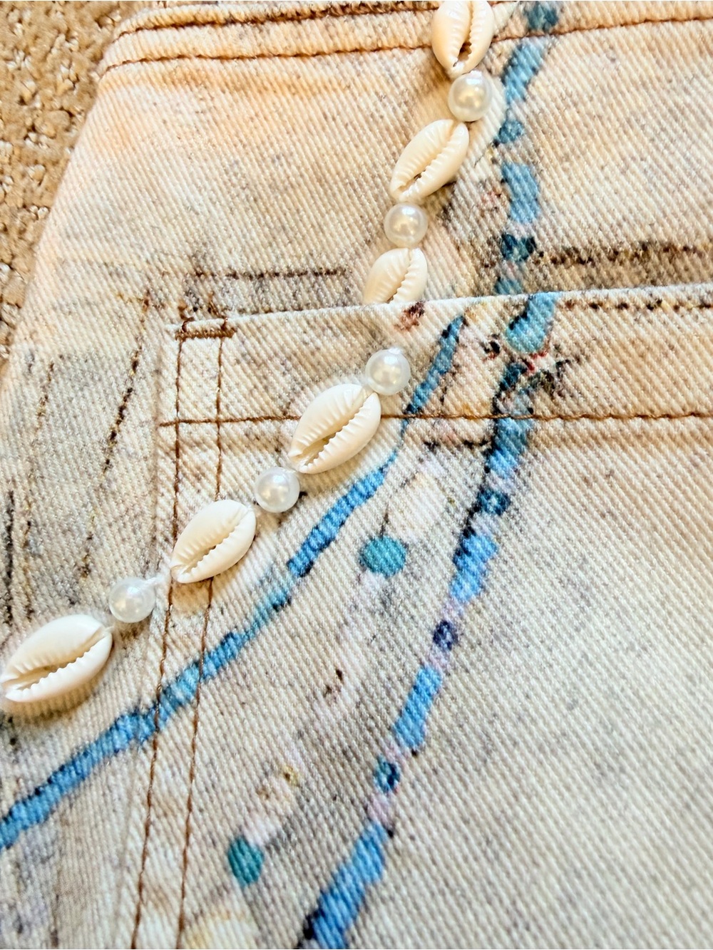 Boutique Light Wash Embellished and hand painted Wide-Leg Jeans NWT - Picture 4 of 15